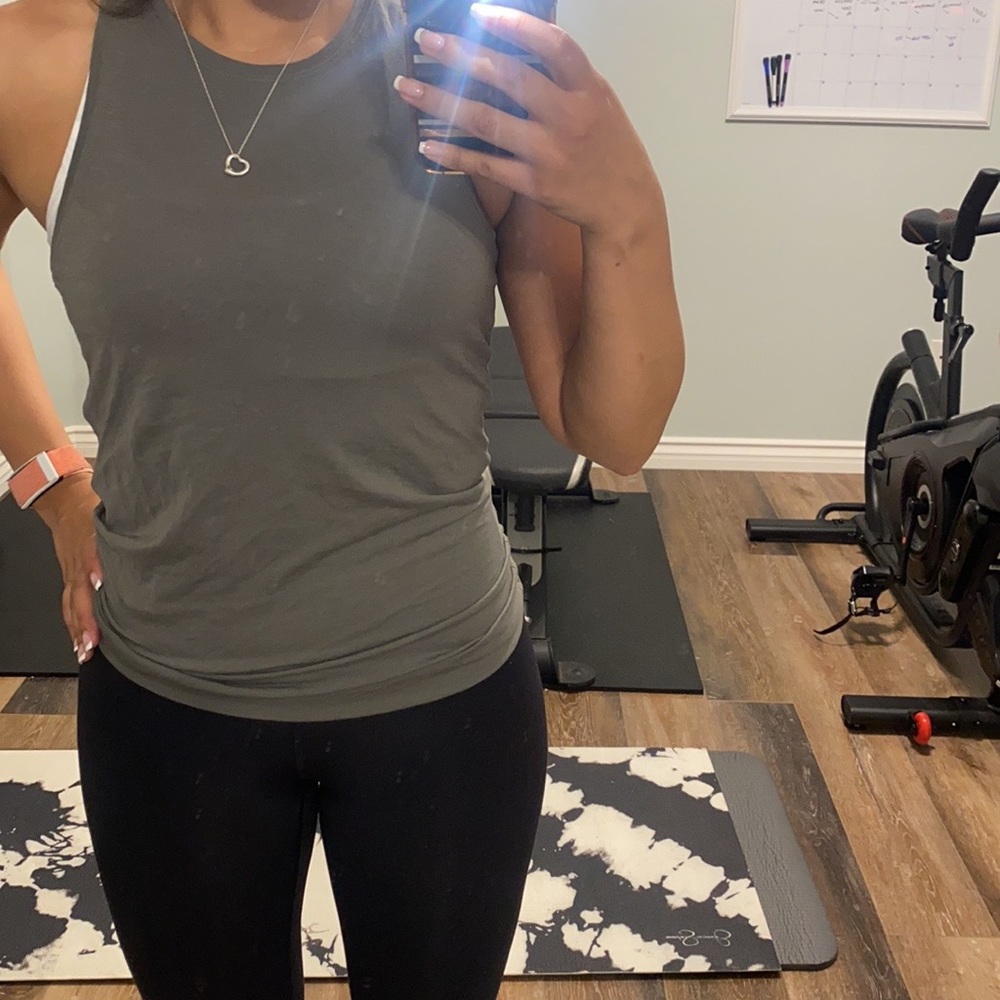 Lululemon All tied up tank